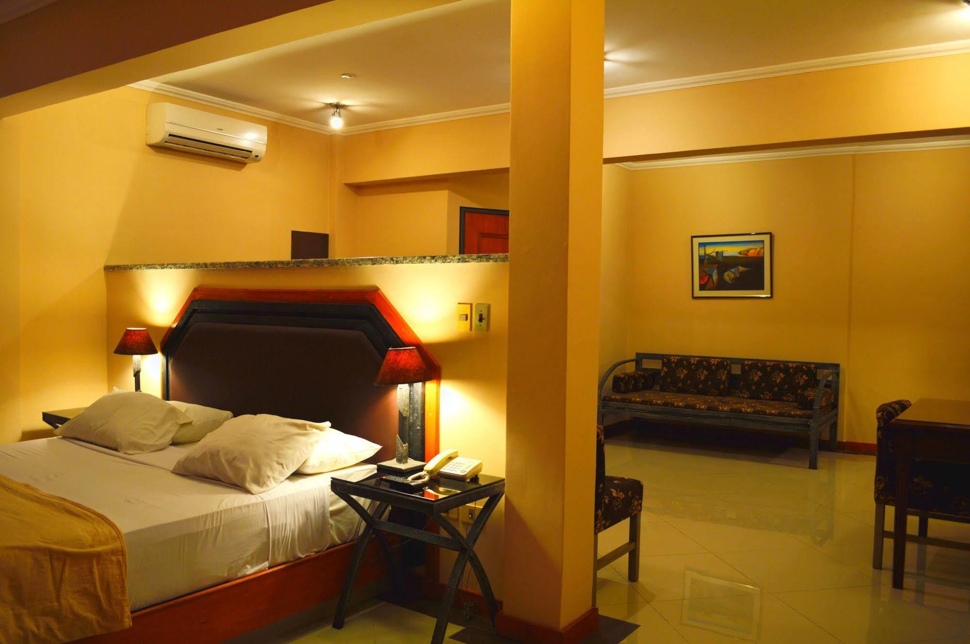 Aspen Hotel & Apart Asuncion Exteriör bild