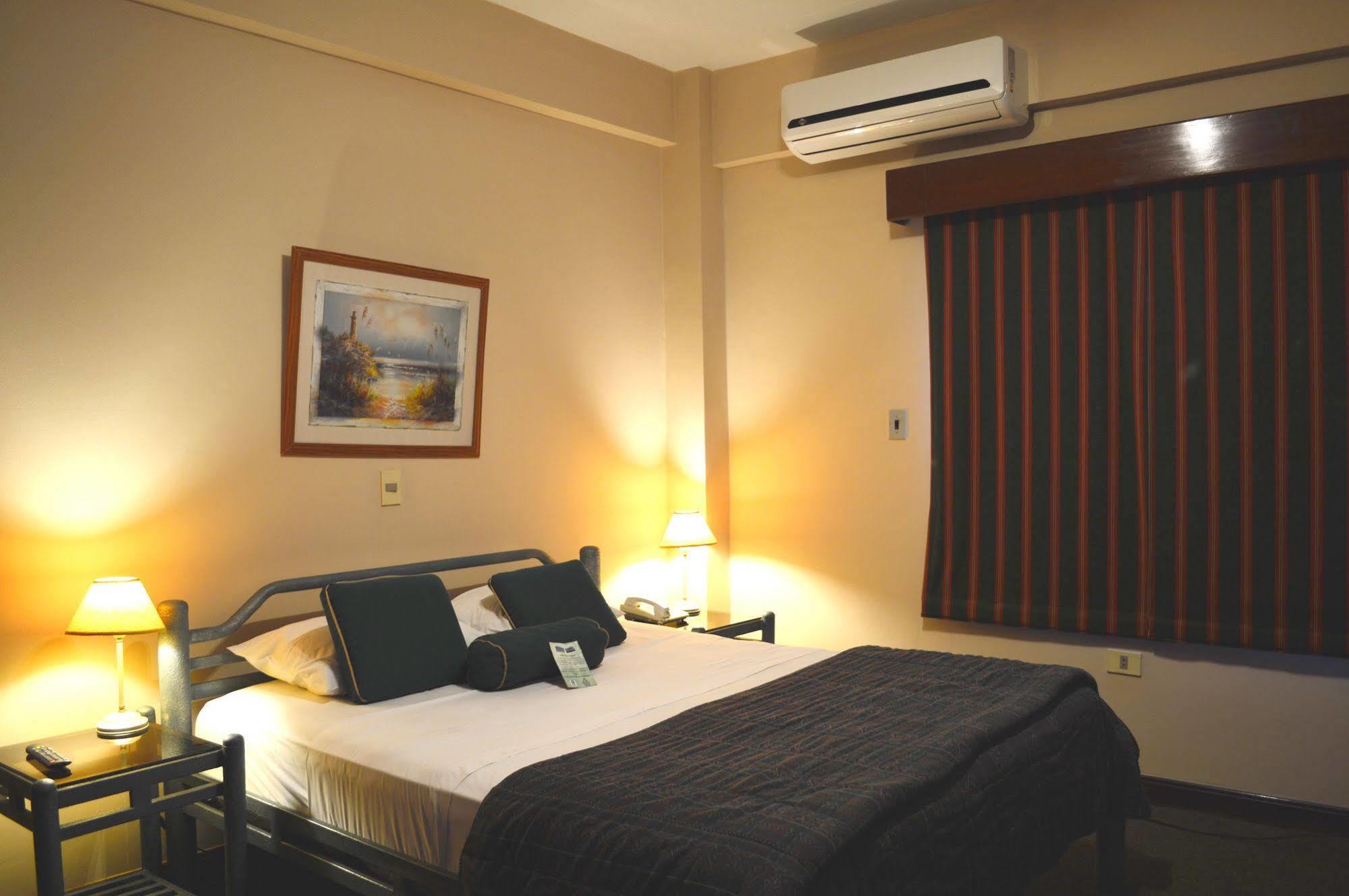 Aspen Hotel & Apart Asuncion Exteriör bild